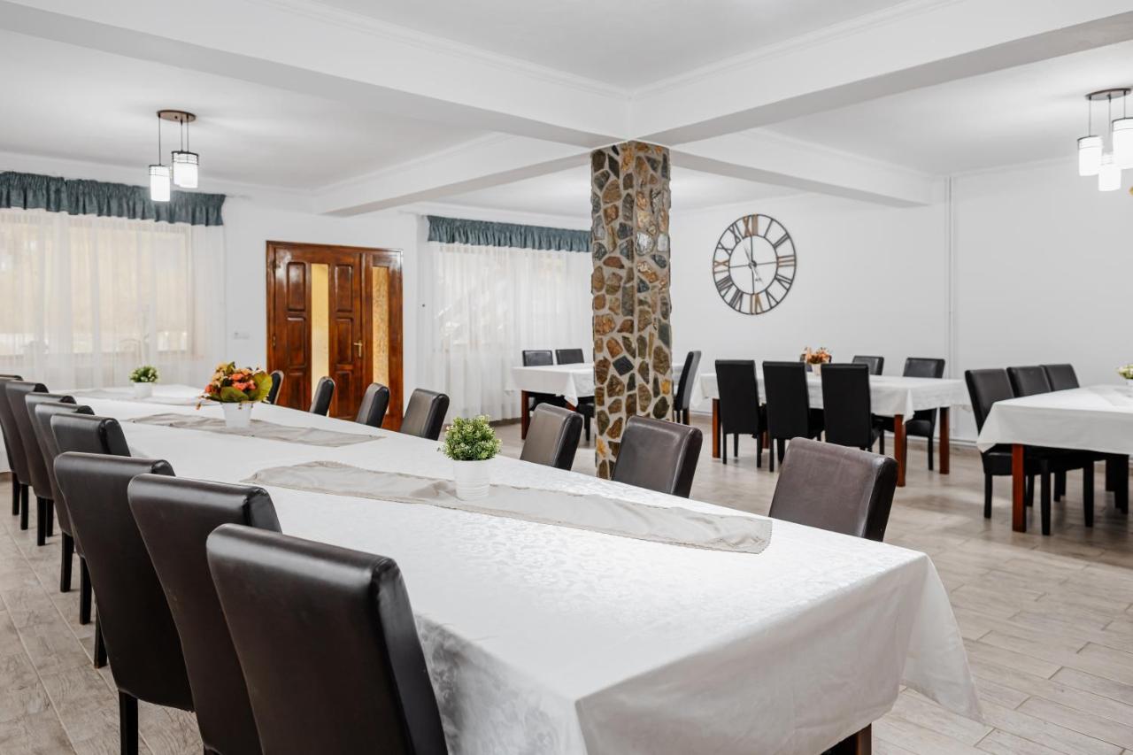 Casa Ardeleana Hotel Lotrioara ภายนอก รูปภาพ